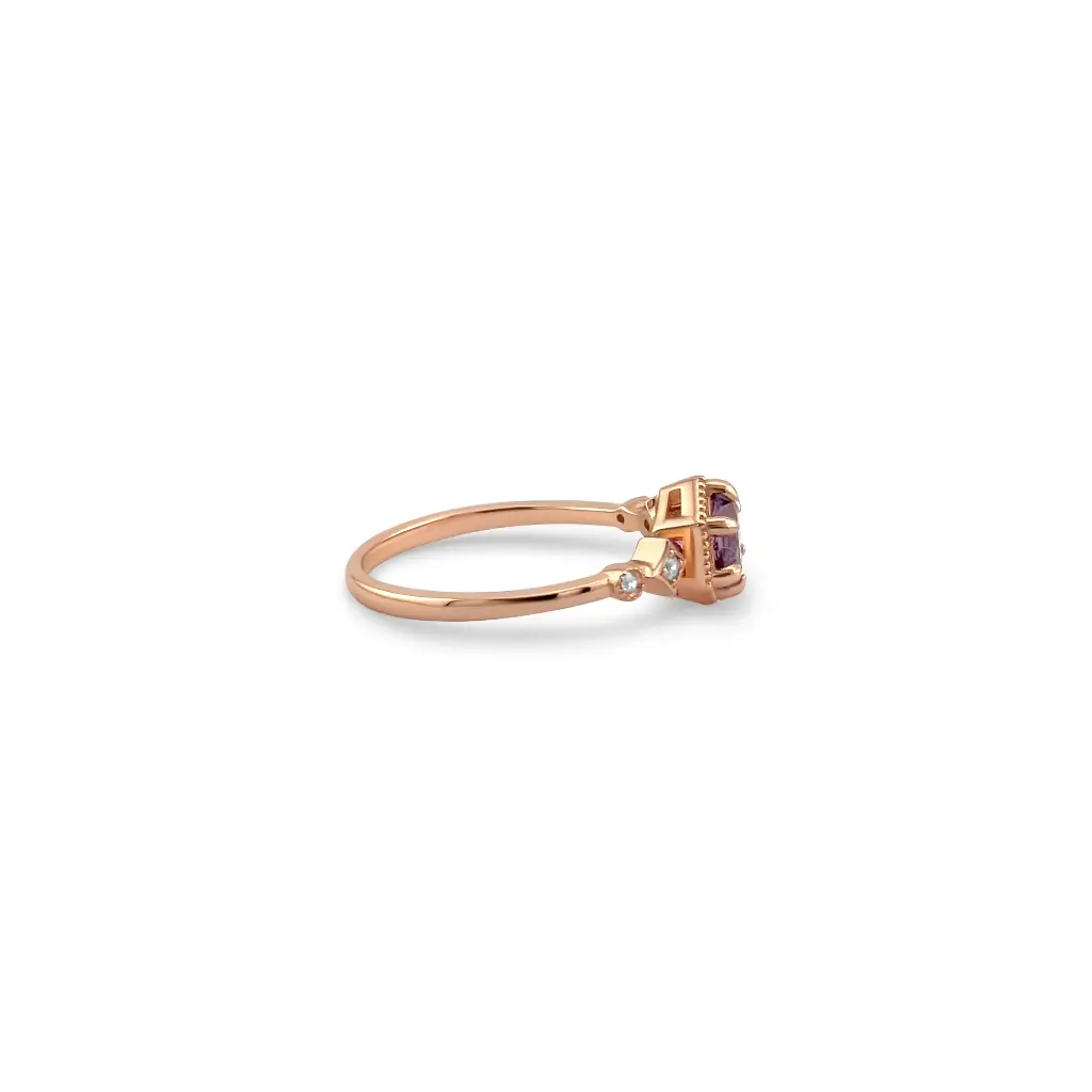 Gold Ring with Amethyst Gemstone