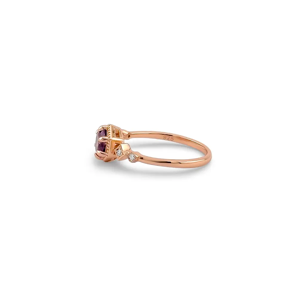 Gold Ring with Amethyst Gemstone